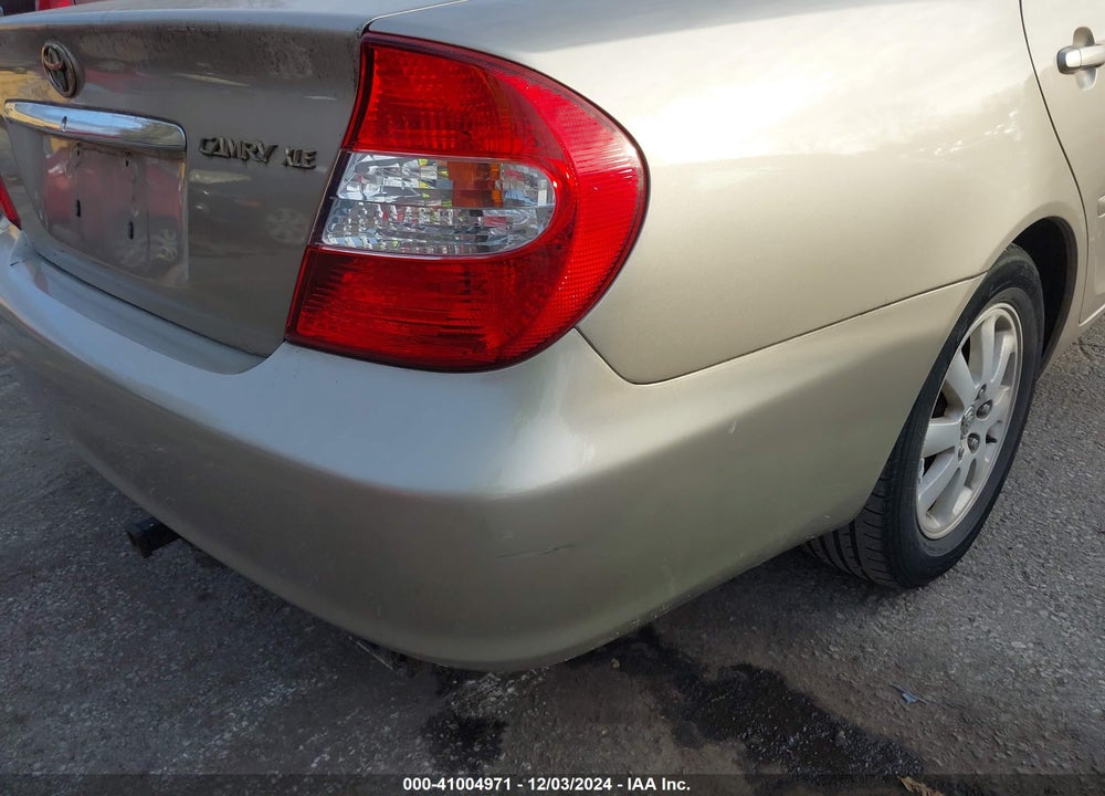 2004 TOYOTA CAMRY XLE VIN: 4T1BE30K14U285198