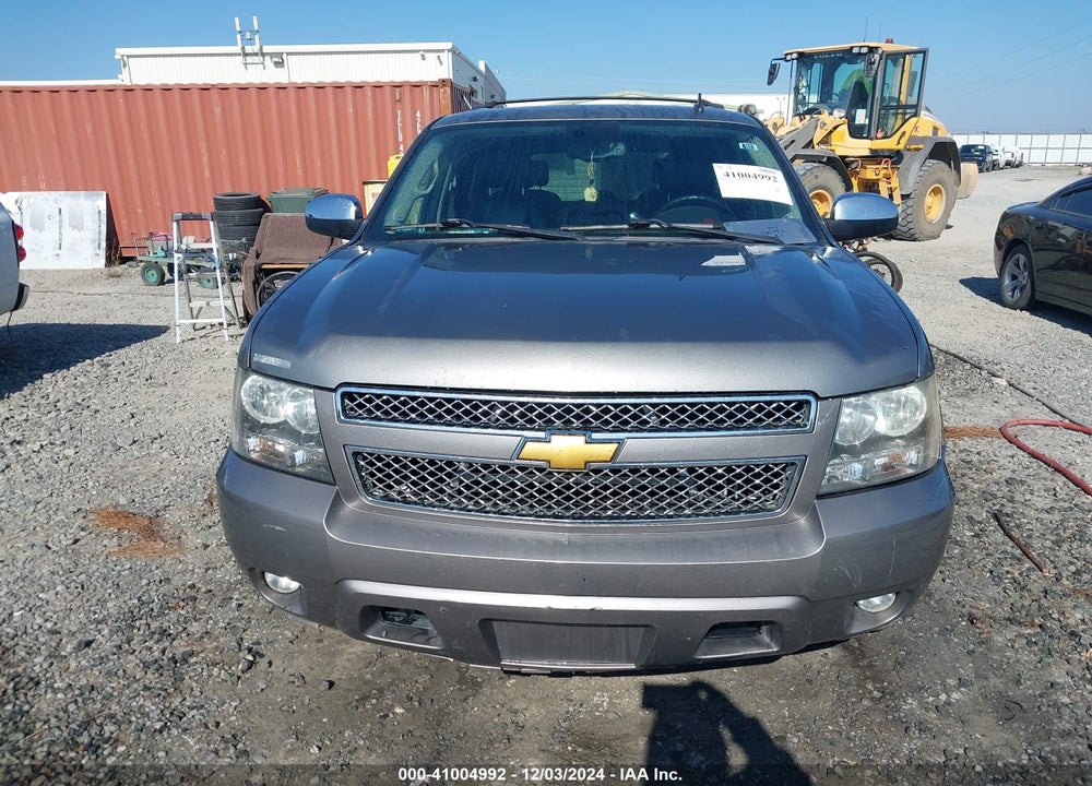 2009 CHEVROLET TAHOE LTZ VIN: 1GNFC33019R146695