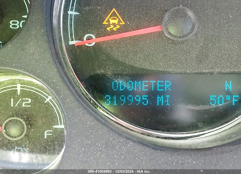 2009 CHEVROLET TAHOE LTZ VIN: 1GNFC33019R146695
