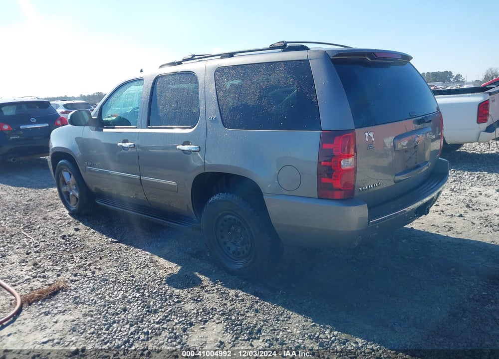 2009 CHEVROLET TAHOE LTZ VIN: 1GNFC33019R146695