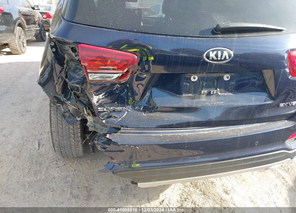 2020 KIA SORENTO 3.3L EX VIN: 5XYPHDA59LG663459