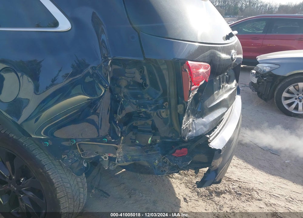 2020 KIA SORENTO 3.3L EX VIN: 5XYPHDA59LG663459