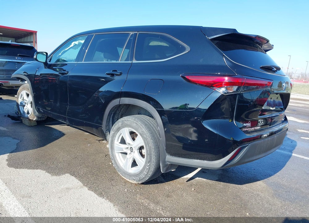 2021 TOYOTA HIGHLANDER LE VIN: 5TDBZRBH7MS152365