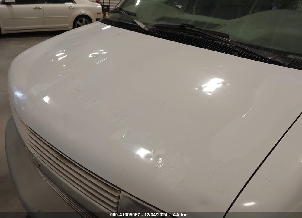2000 CHEVROLET ASTRO VIN: 1GCDM19W3YB138554