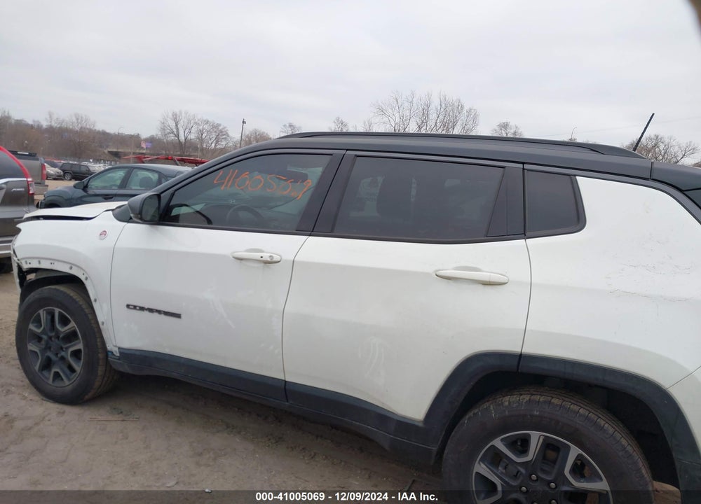 2019 JEEP COMPASS TRAILHAWK 4X4 VIN: 3C4NJDDB0KT729501