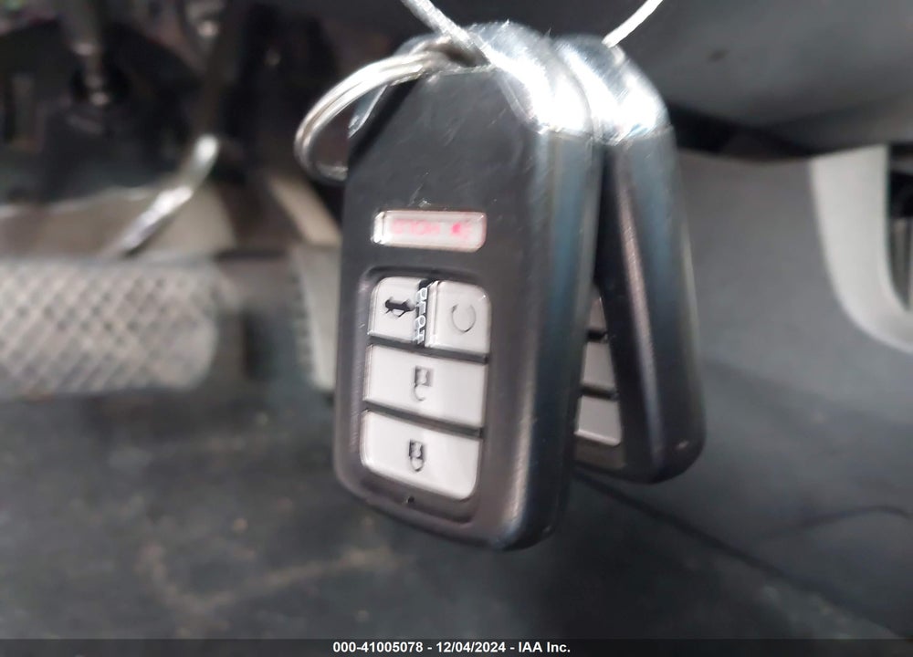2017 HONDA CIVIC VIN: 19XFC2F75HE004100