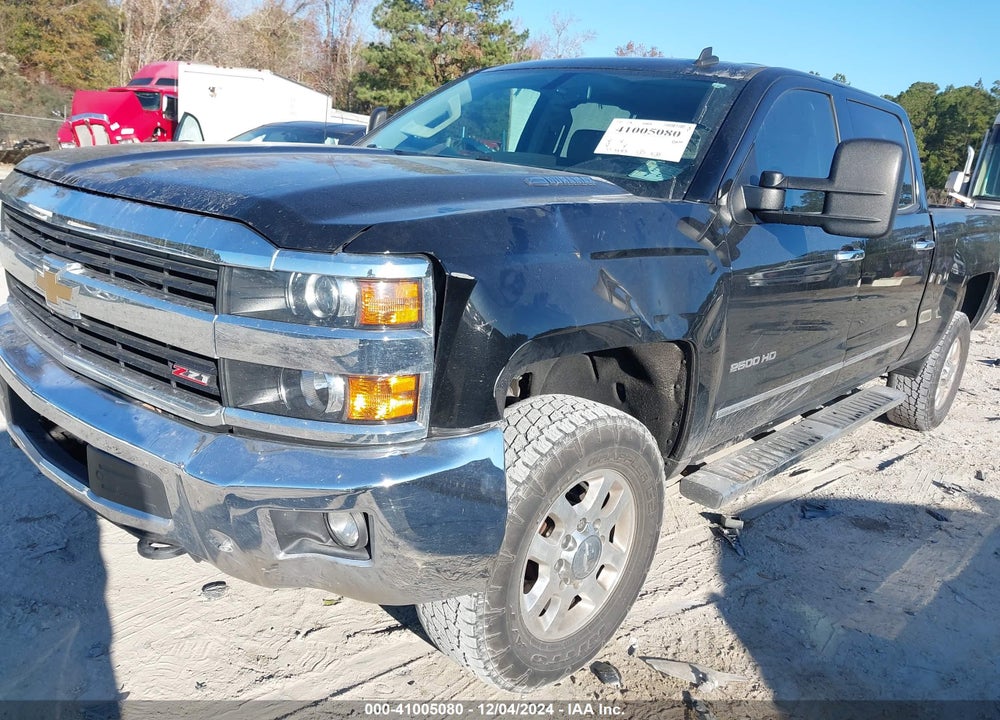 2015 CHEVROLET SILVERADO 2500HD LTZ VIN: 1GC1KWE82FF184640