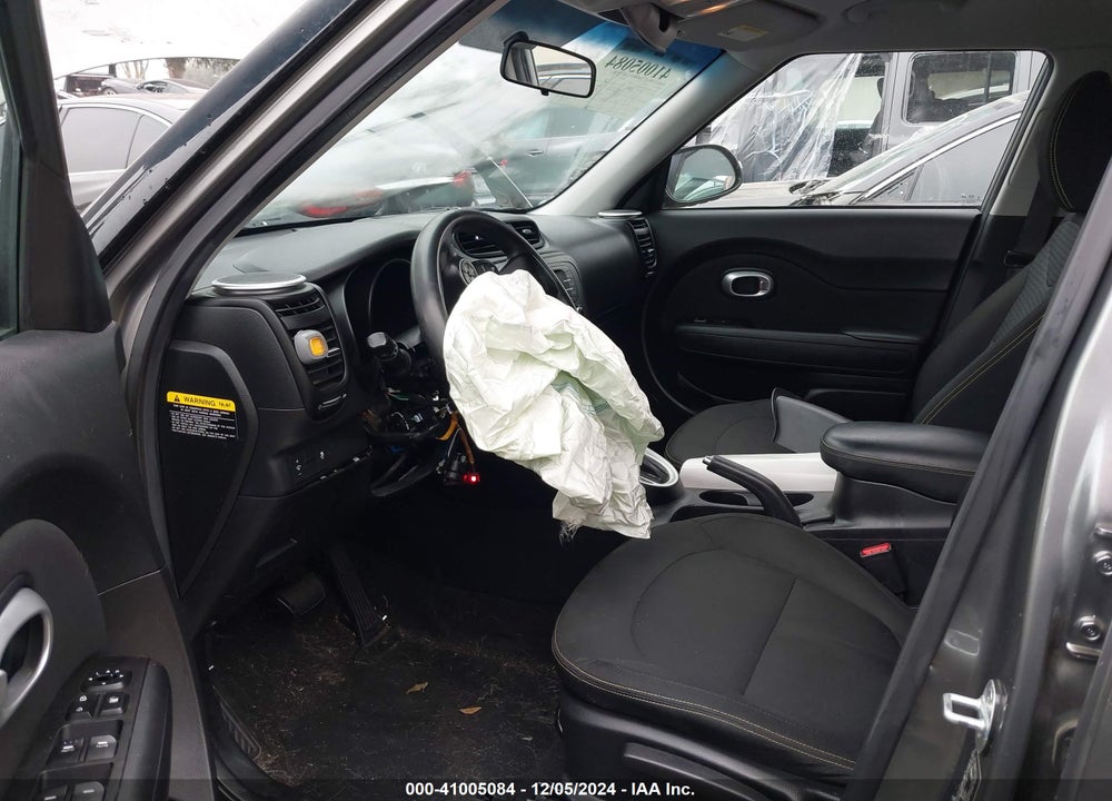2014 KIA SOUL VIN: KNDJP3A52E7084378