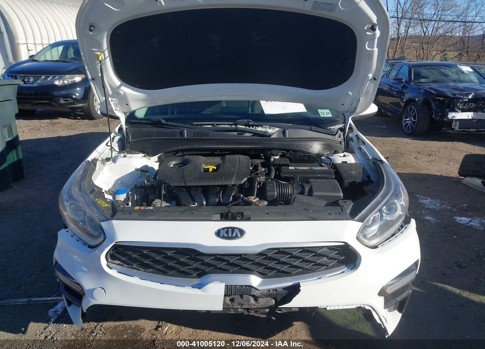 2019 KIA FORTE LXS VIN: 3KPF24AD6KE116505
