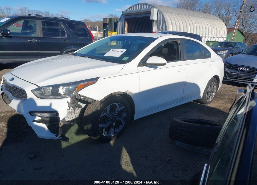 2019 KIA FORTE LXS VIN: 3KPF24AD6KE116505