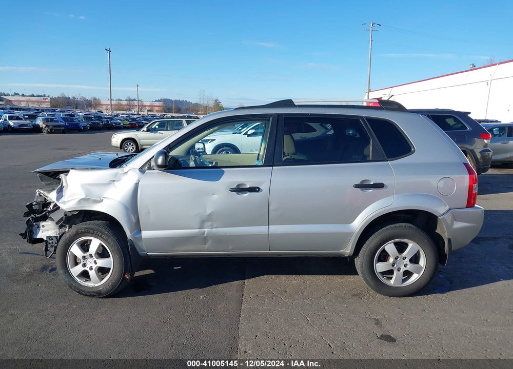 2008 HYUNDAI TUCSON GLS VIN: KM8JM12B78U863018
