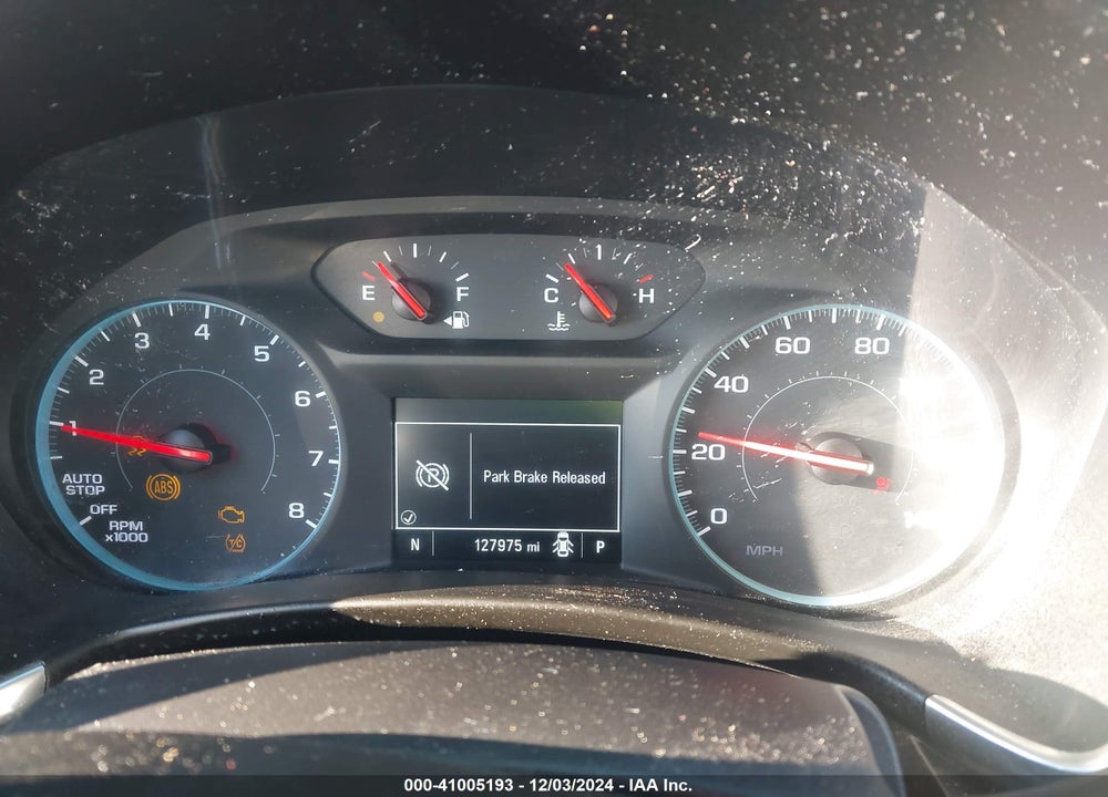 2018 CHEVROLET EQUINOX LT VIN: 2GNAXKEXXJ6227391