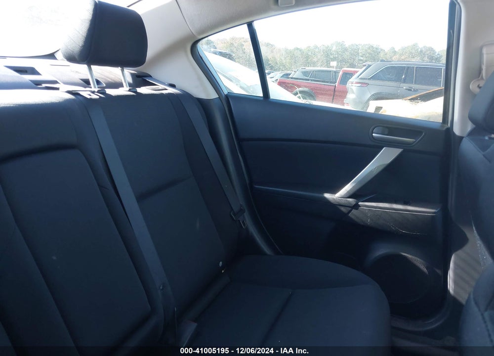2011 MAZDA 3 S SPORT VIN: JM1BL1U51B1446912