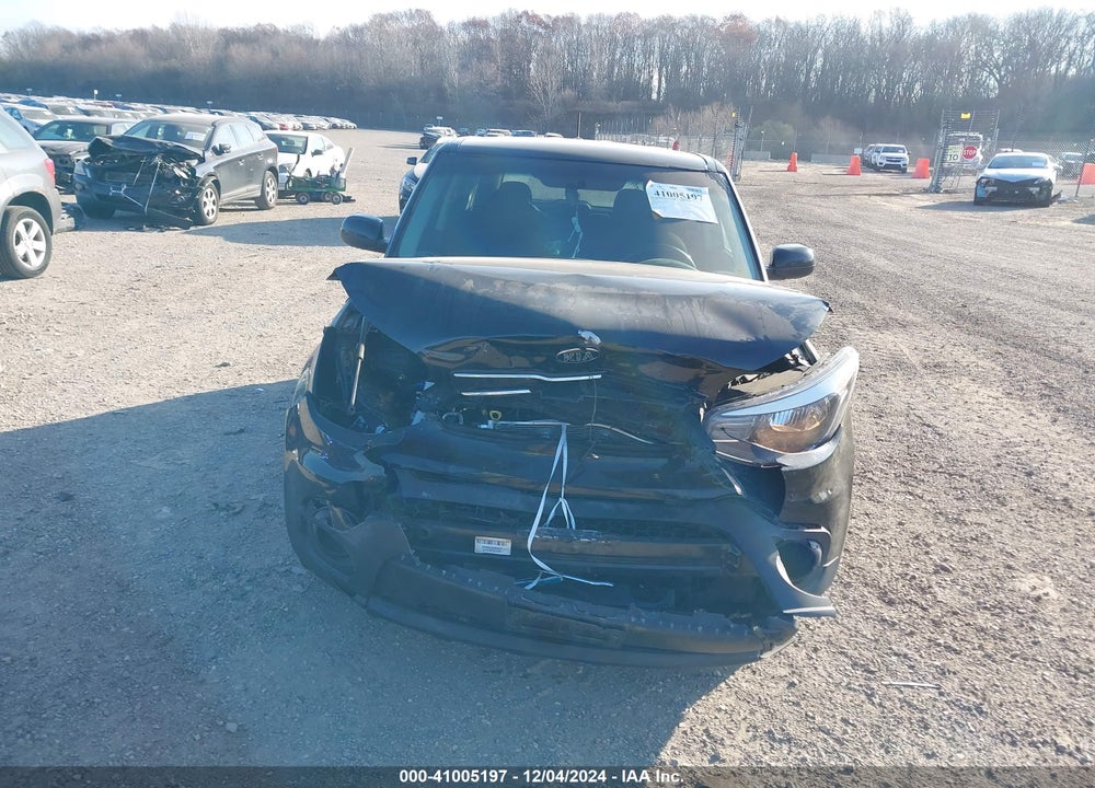 2018 KIA SOUL VIN: KNDJN2A24J7582694
