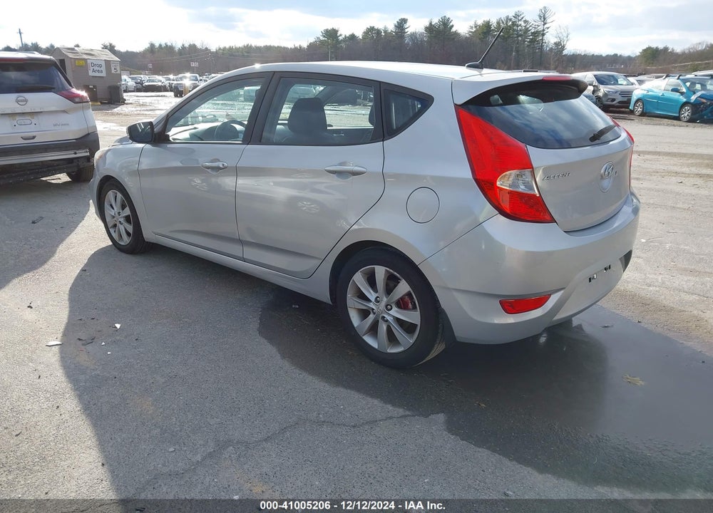 2013 HYUNDAI ACCENT SE VIN: KMHCU5AE7DU086118