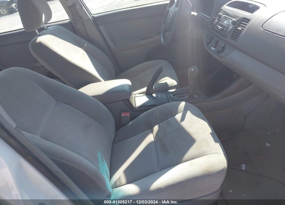 2004 TOYOTA CAMRY LE VIN: 4T1BE32K34U266777