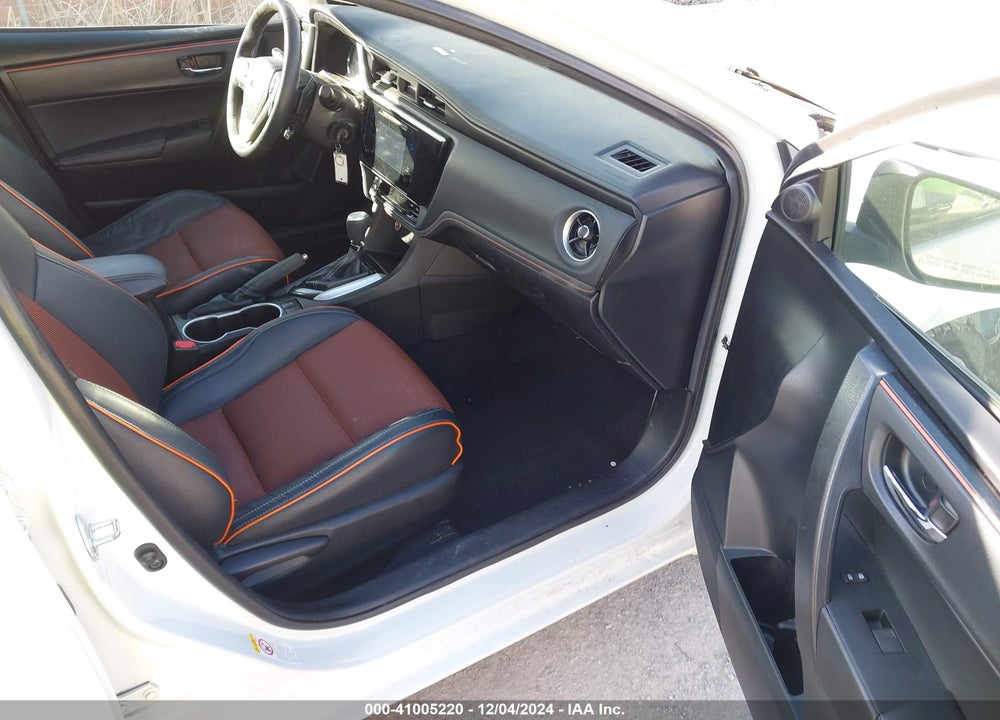 2019 TOYOTA COROLLA VIN: 5YFBURHE4KP942336