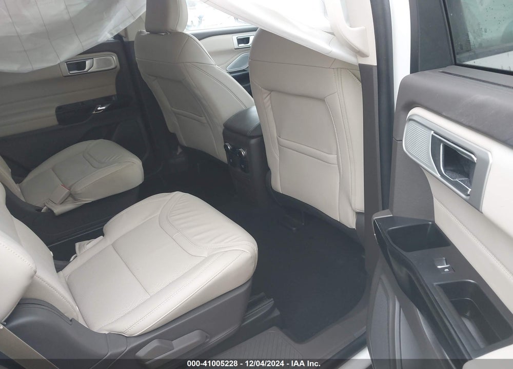 2023 FORD EXPLORER PLATINUM VIN: 1FM5K8HC8PGA28171
