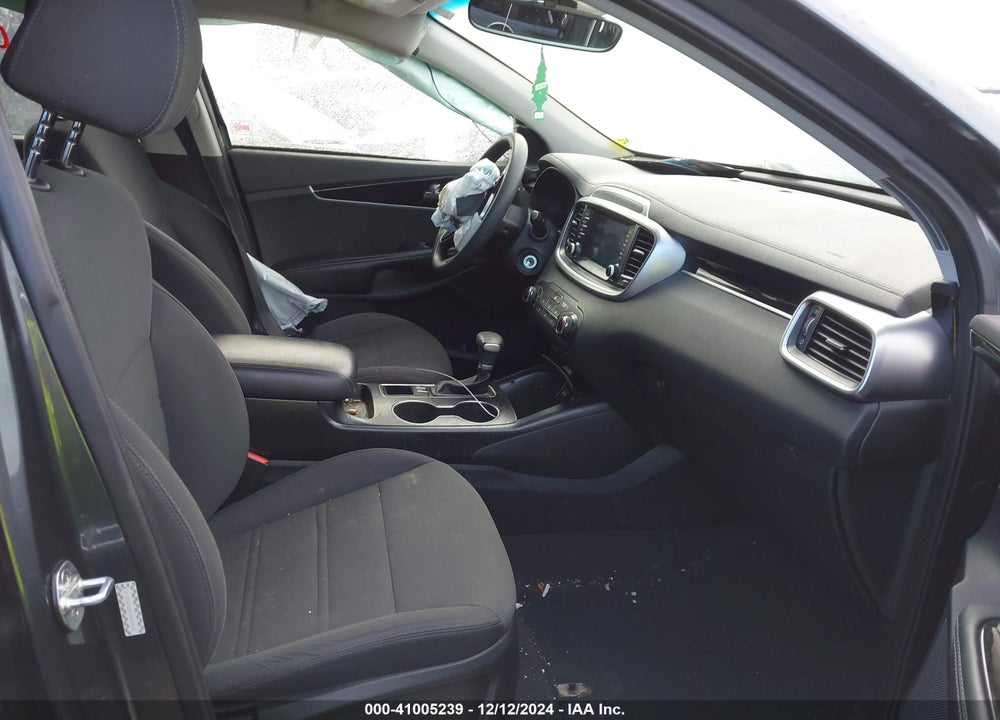 2020 KIA SORENTO VIN: 5XYPGDA39LG664676
