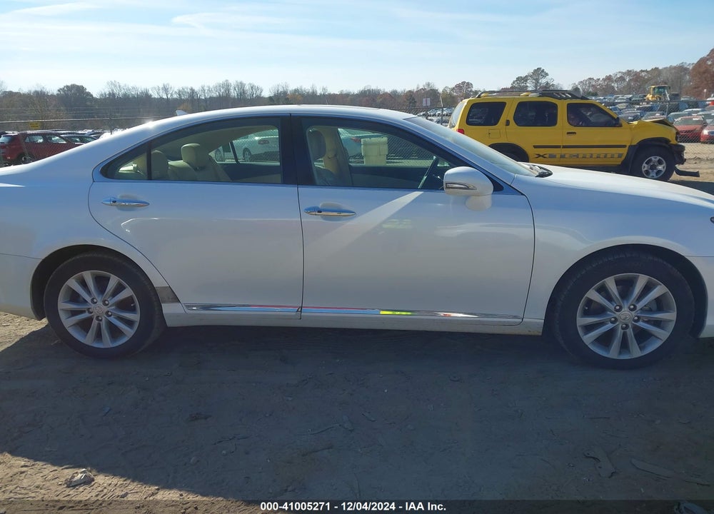 2011 LEXUS ES 350 VIN: JTHBK1EG1B2456044