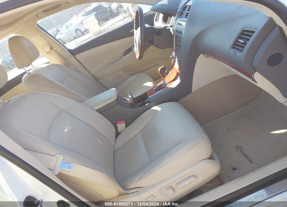 2011 LEXUS ES 350 VIN: JTHBK1EG1B2456044