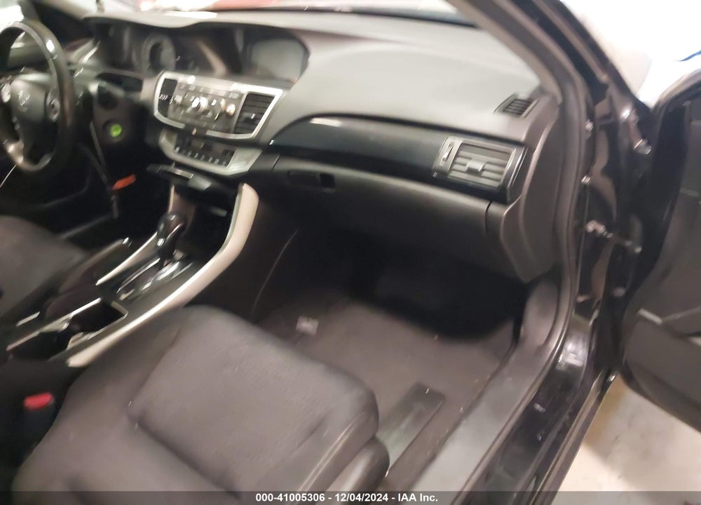 2015 HONDA ACCORD SPORT VIN: 1HGCR2F5XFA003879