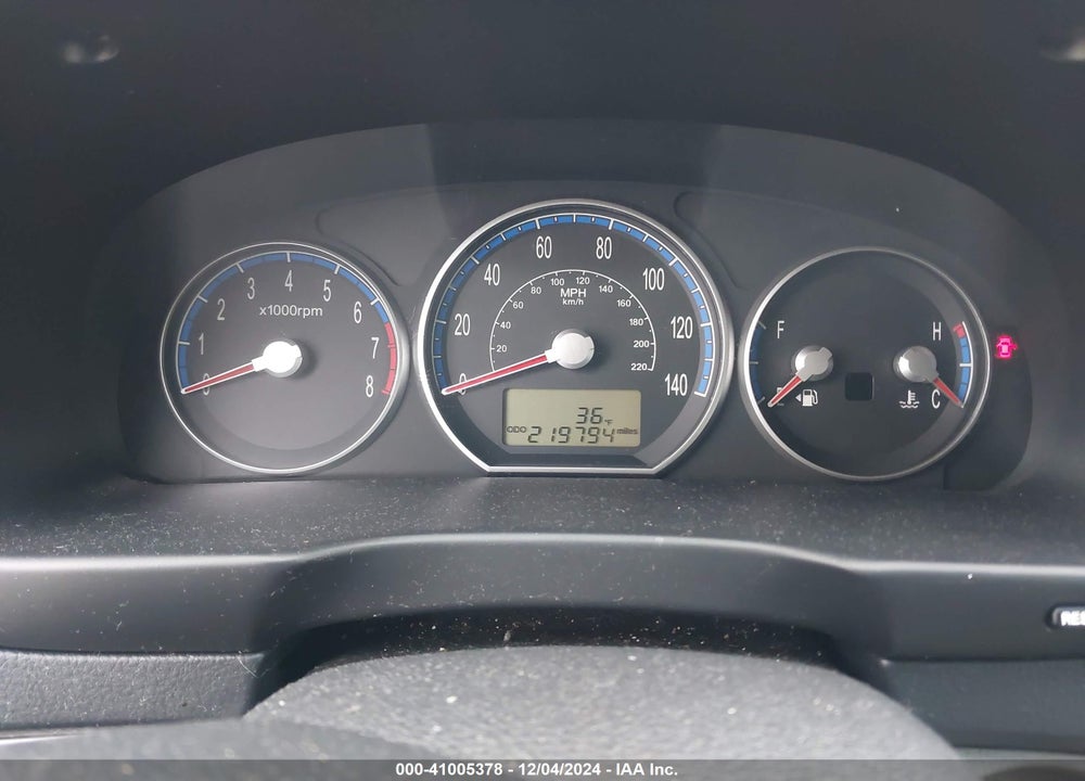 2009 HYUNDAI SANTA FE GLS VIN: 5NMSG13D39H237815