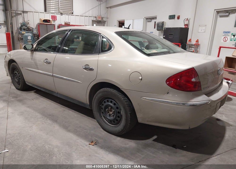 2008 BUICK LACROSSE CX VIN: 2G4WC582181135438