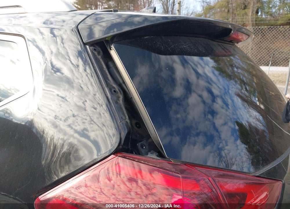 2020 NISSAN ROGUE SV INTELLIGENT AWD VIN: 5N1AT2MV6LC796328