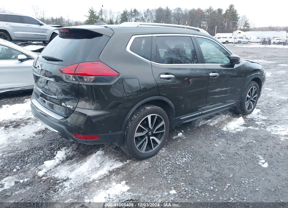 2017 NISSAN ROGUE SL VIN: 5N1AT2MV3HC763147