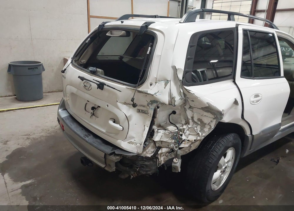 2005 HYUNDAI SANTA FE GLS/LX VIN: KM8SC73E05U892892