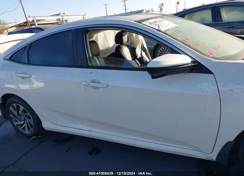 2018 HONDA CIVIC EX VIN: 19XFC2F75JE207901
