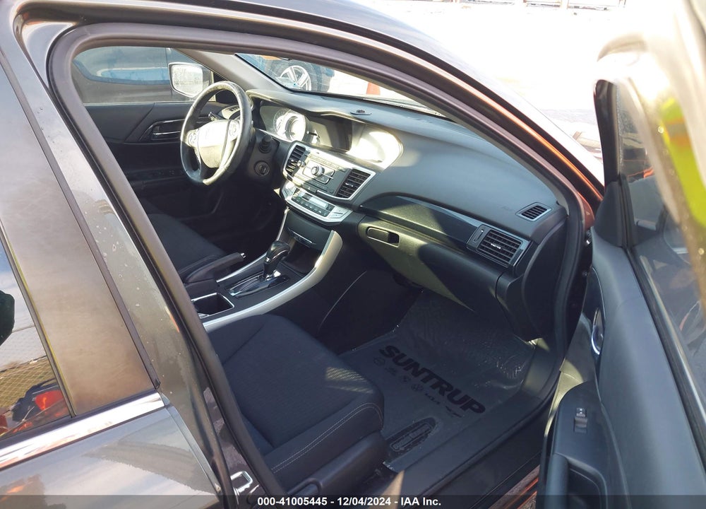 2015 HONDA ACCORD SPORT VIN: 1HGCR2F5XFA098041