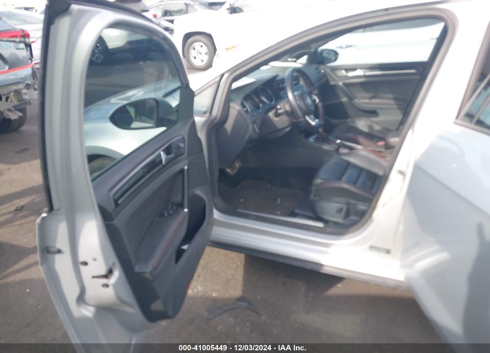 2015 VOLKSWAGEN GOLF GTI 2.0T SE 4-DOOR VIN: 3VW4T7AU2FM006663