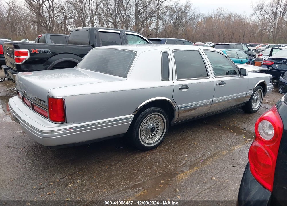 1997 LINCOLN TOWN CAR EXECUTIVE VIN: 1LNLM81W7VY745870