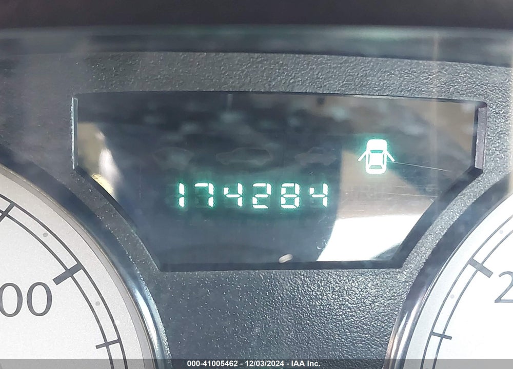 2007 CHRYSLER 300 VIN: 2C3KA43R57H640013