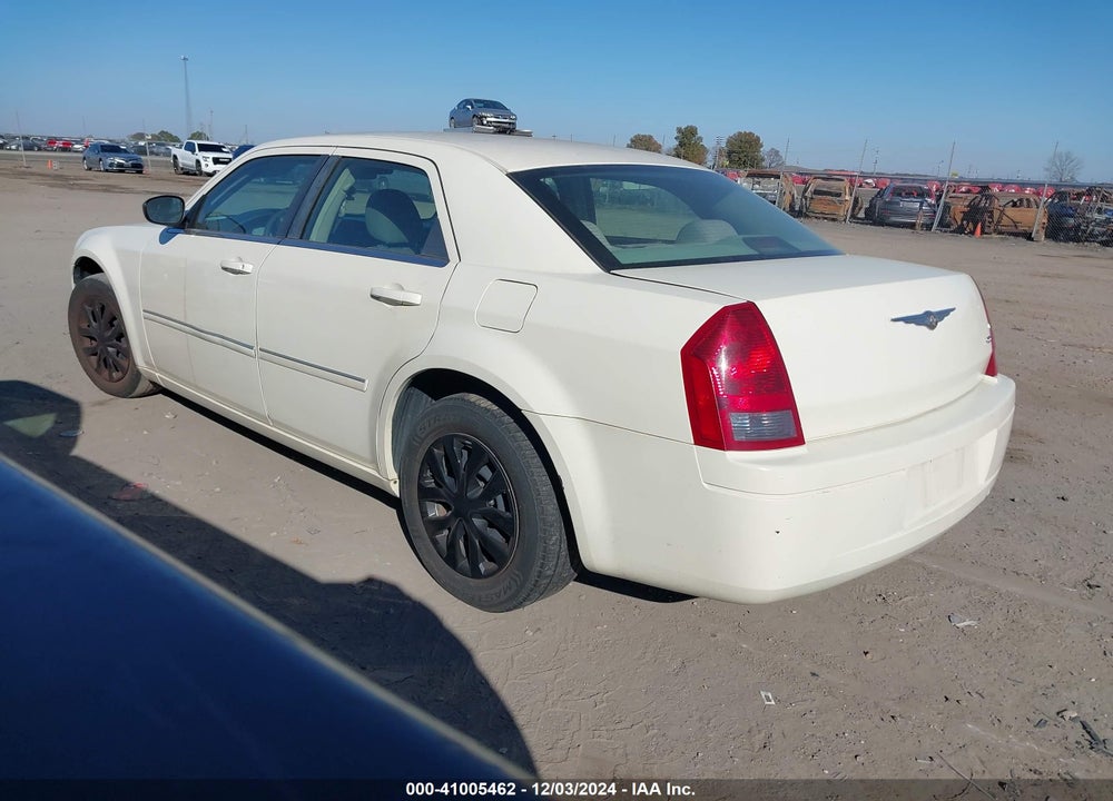 2007 CHRYSLER 300 VIN: 2C3KA43R57H640013
