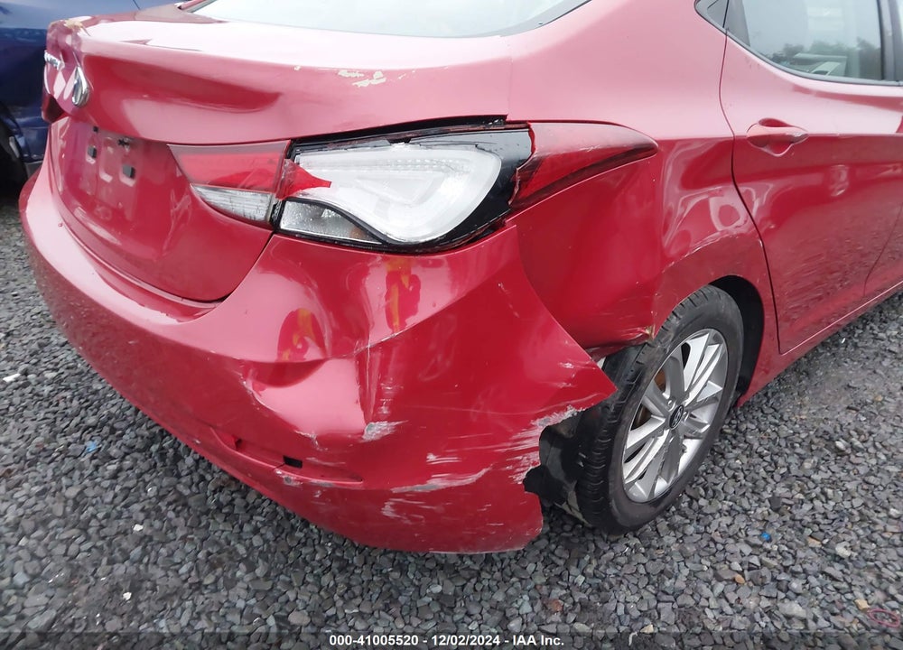 2014 HYUNDAI ELANTRA VIN: KMHDH4AEXEU092595