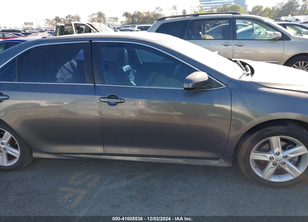 2013 TOYOTA CAMRY SE VIN: 4T1BF1FK1DU229206