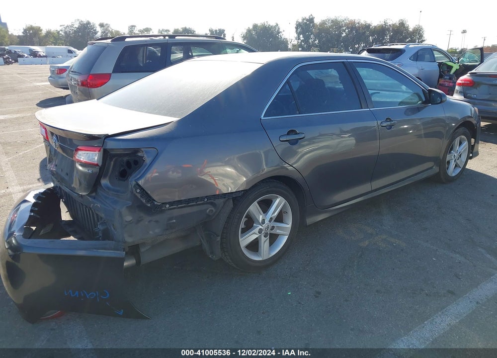 2013 TOYOTA CAMRY SE VIN: 4T1BF1FK1DU229206