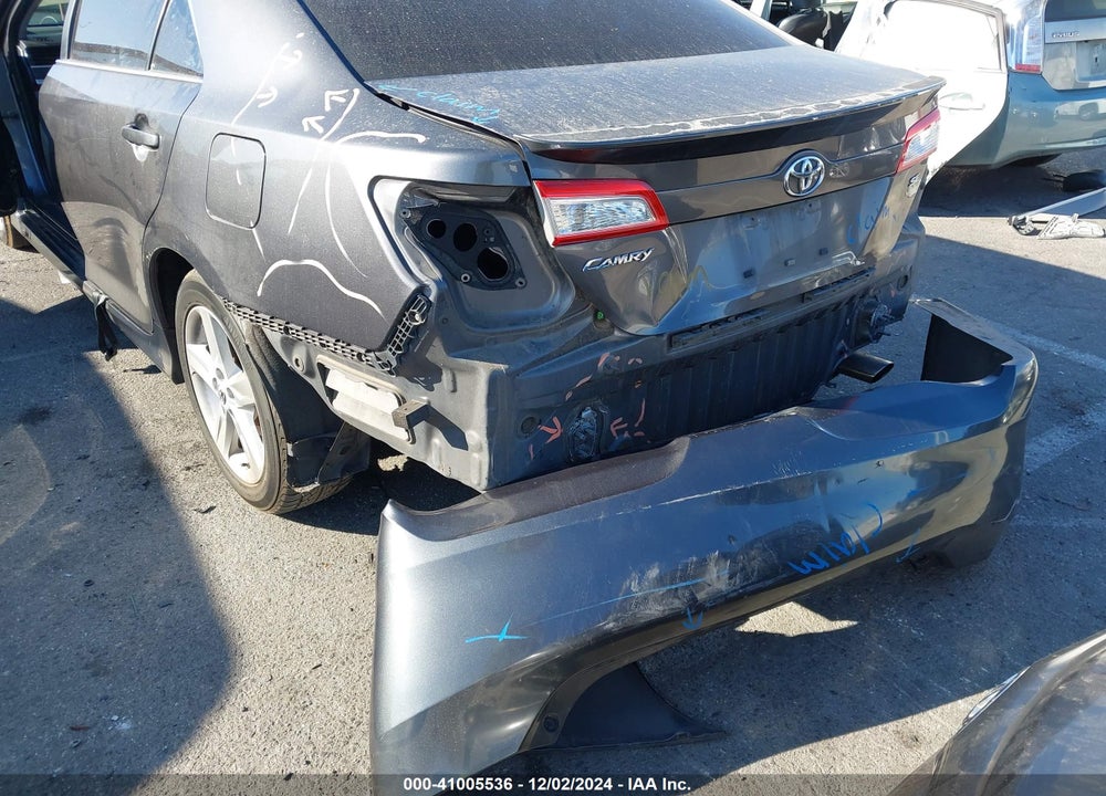 2013 TOYOTA CAMRY SE VIN: 4T1BF1FK1DU229206