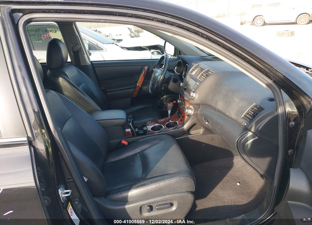 2011 TOYOTA HIGHLANDER LIMITED V6 VIN: 5TDYK3EH7BS036605