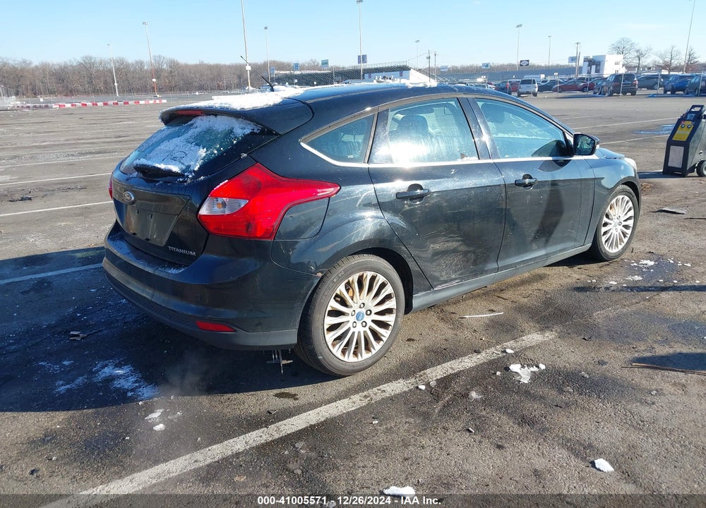2012 FORD FOCUS TITANIUM VIN: 1FAHP3N26CL269879