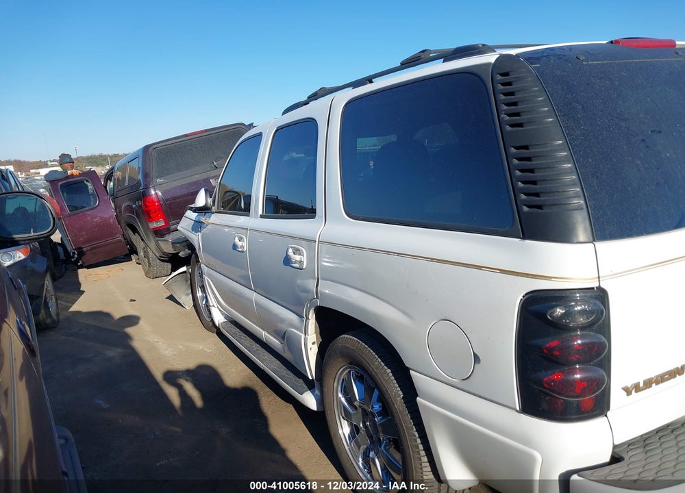 2006 GMC YUKON DENALI VIN: 1GKEK63U16J128708