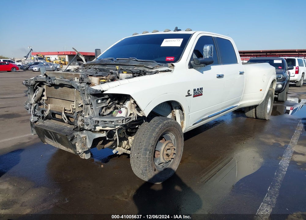 2017 RAM 3500 LIMITED  4X4 8' BOX VIN: 3C63RRKL1HG723627