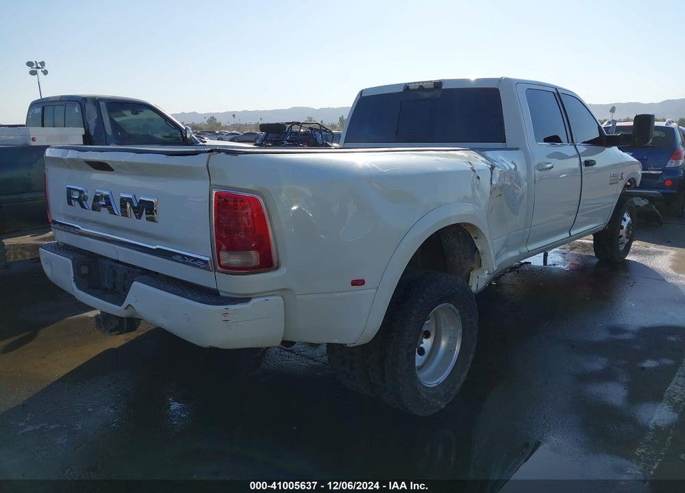 2017 RAM 3500 LIMITED  4X4 8' BOX VIN: 3C63RRKL1HG723627