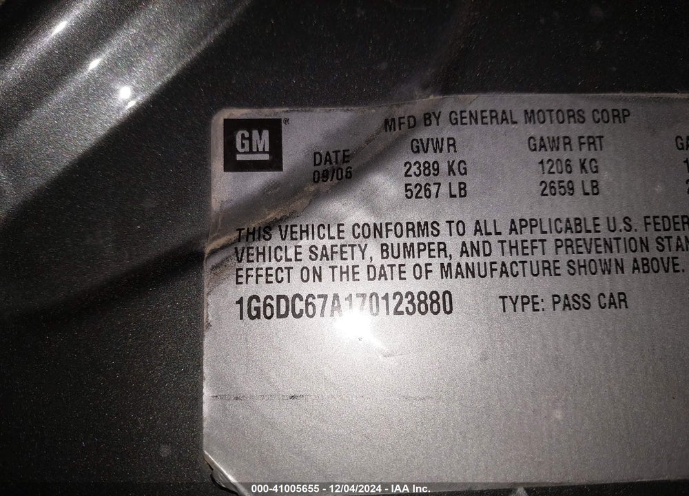 2007 CADILLAC STS V8 VIN: 1G6DC67A170123880