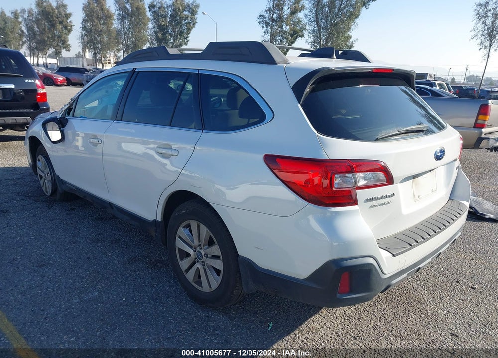 2018 SUBARU OUTBACK 2.5I PREMIUM VIN: 4S4BSAHC5J3294448