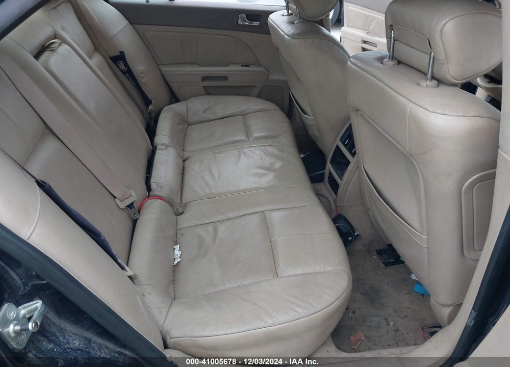2005 CADILLAC STS V6 VIN: 1G6DW677X50206443