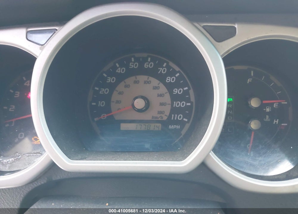 2003 TOYOTA 4RUNNER SR5 V8 VIN: JTEBT14R530020713